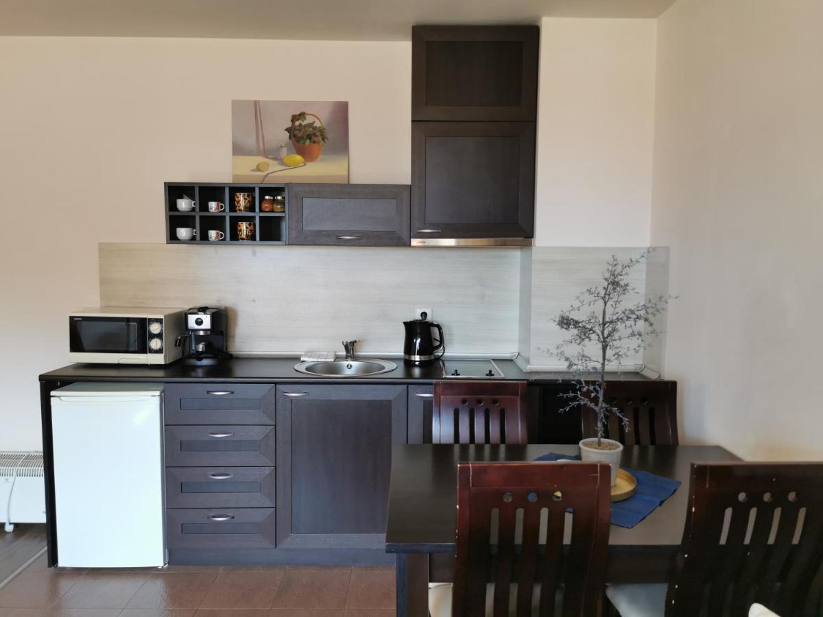 **Mountain** Views Just Next To The Gondola Lift Apartment Bansko Exterior photo